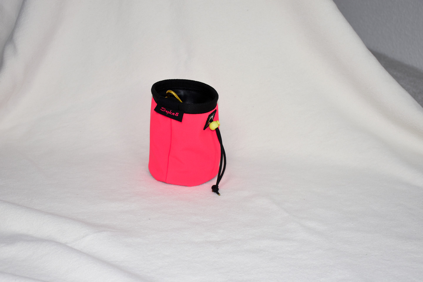 Artikel: CB3314 / Motiv: Herzbaumfrau / Farbe: Neon orange-pink / Material: Softshell, Mixstoffe