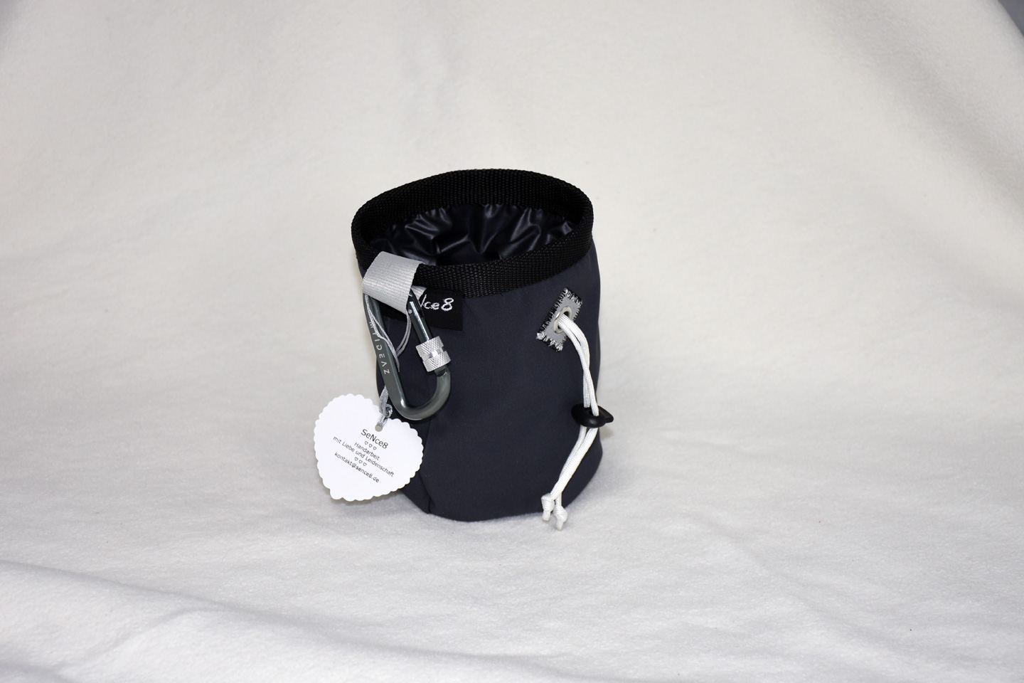 Artikel: CB3309 / Motiv: EL Capitan / Farbe: schwarz, grau / Material: Softshell, Mixstoffe