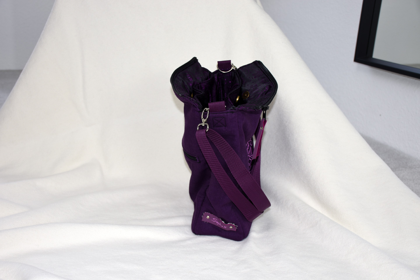 Artikel: Loreley JT1102 / Motiv: Rose, Tropfen-Mandala innen / Farbe: Aubergine / ohne Wendefunktion