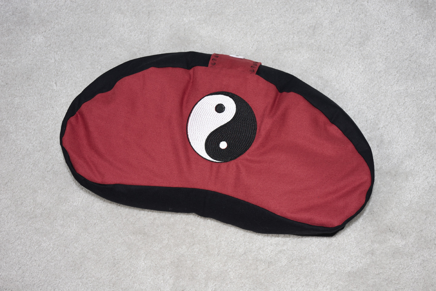 Artikel: mm2209 – Motiv: Ying Yang / Form: Moon / Farbe: braun, schwarz / Material: 100% Baumwolle, Canvas